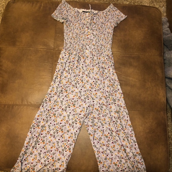 JumpSuit 🐲 - Picture 2 of 4